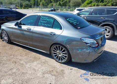 2017 Mercedes-Benz C 300 Sport из США, поврежденный, VIN 55SWF4JB1HU230299